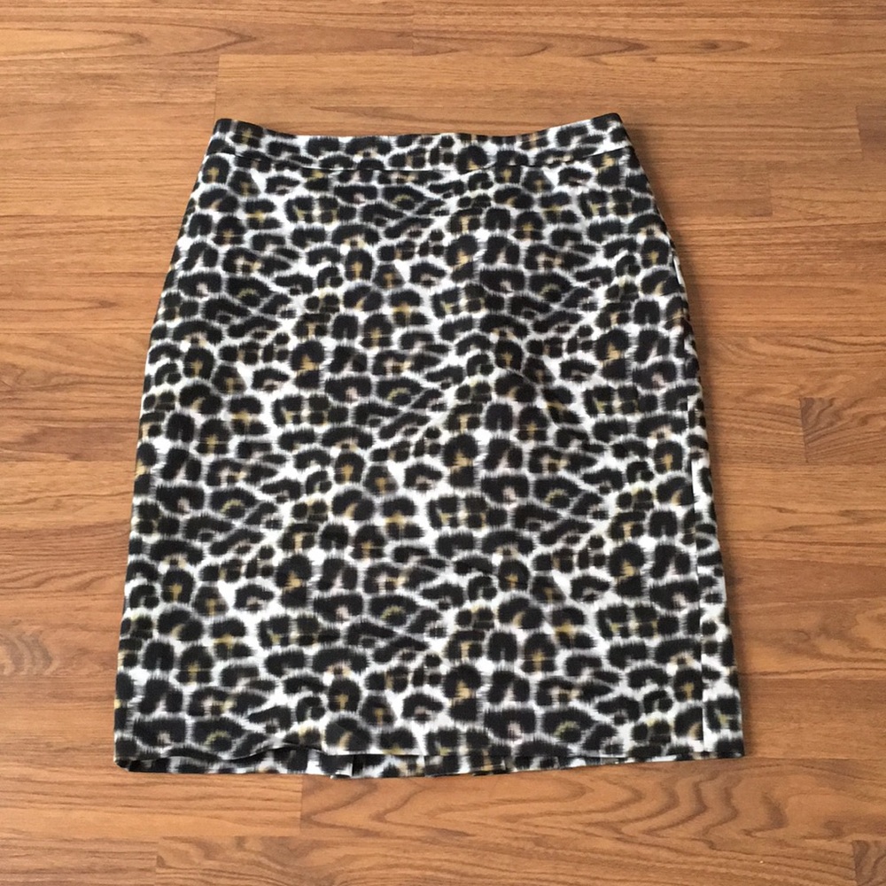 Ann Taylor animal print pencil skirt leopard print